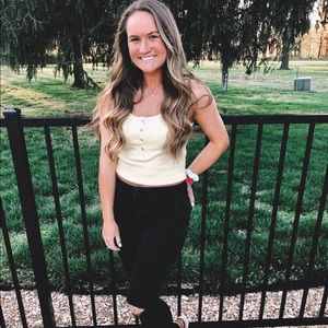 Meet your Posher, Makaila